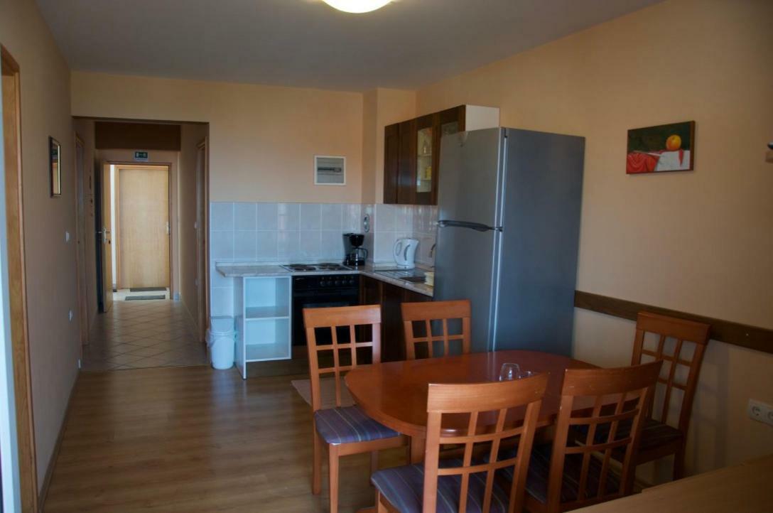 Apartment Viveniti Klenovica Exteriör bild